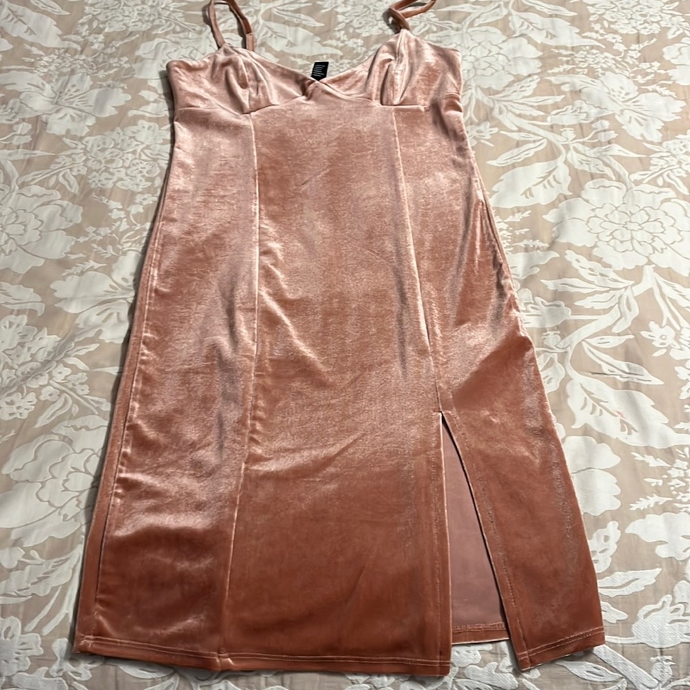 Women’s dress